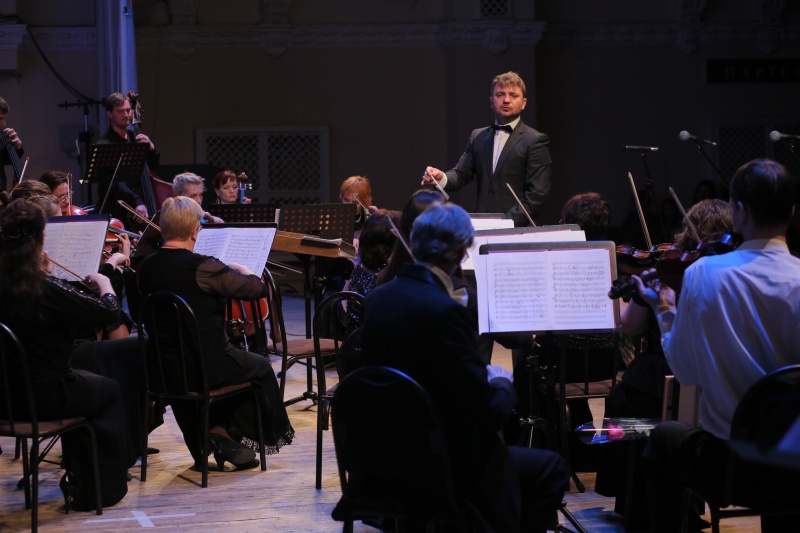 Оренбургский оркестр исполнит «Серенаду для струнных» 